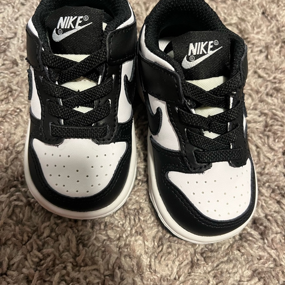 Nike Kids Black and White Sneakers